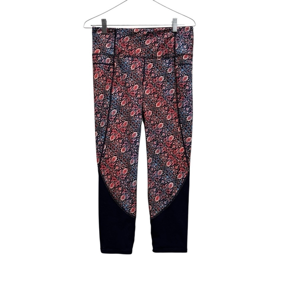 Athleta Womens Multi Color Active Wear Crop Leggings Yoga Pants Sz Med